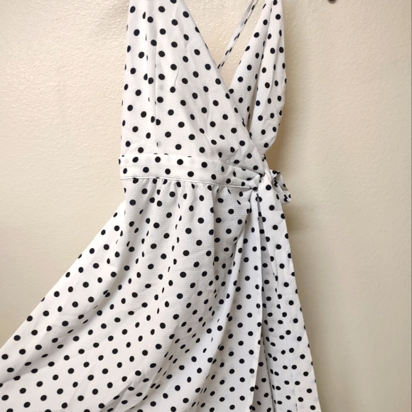 Do the polka dress - Picture 4 of 4